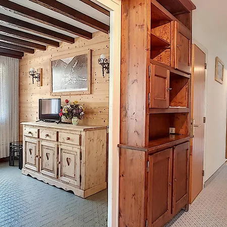 Appartement : 7 Pers Avec Balcons, Animaux Admis, Parking - Fr-1-818-2